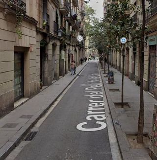 Local comercial en alquiler en El Raval en Barcelona