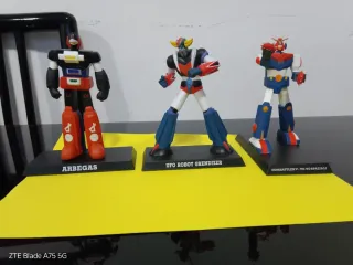 Collezione 3 figure robot Go Nagai