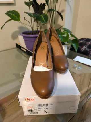 Zapatos tacón piel Flexi 39 sin estrenar