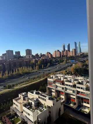 Piso en alquiler en Virgen del Cortijo - Manoteras en Madrid