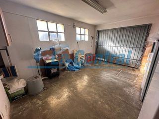 Chalet en venta en Urbanizaciones en Tortosa