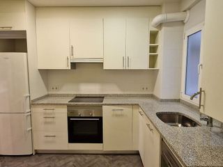 Piso en alquiler en Concepción en Madrid