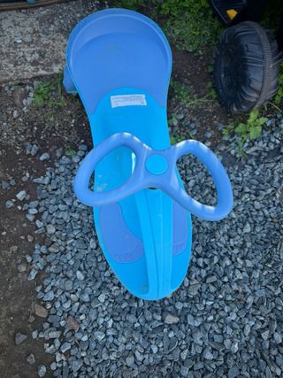 Correpasillos azul, prácticamente sin uso