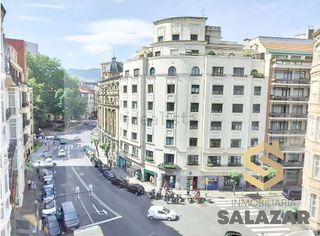 Piso en alquiler en Barrio de Abando en Bilbao