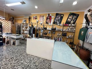 Local comercial en venta en Elda