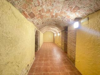 Local comercial en venta en La Magdalena en Zaragoza