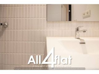 Local comercial en venta en Hostafrancs en Barcelona