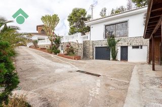 Chalet en venta en Velilla-Taramay en Almuñécar