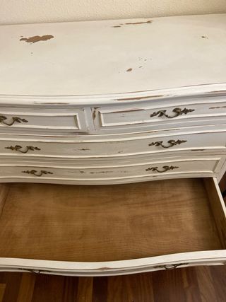 Cómoda antigua madera blanca