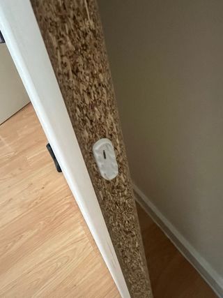 Listón madera cabecero cama color ártico