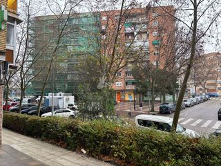 Local comercial en venta en Zona Renfe en Alcorcón