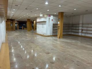 Local comercial en alquiler en Universidad en Ciudad Real