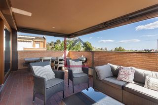 Ático en alquiler en Sant Just Desvern