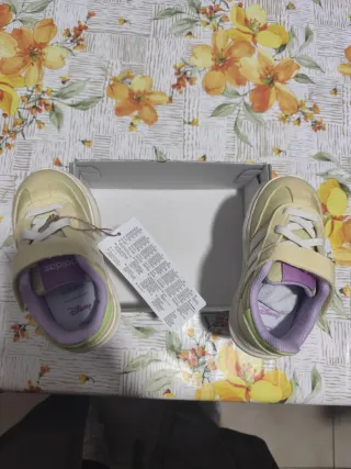 Scarpe bimba Adidas Disney