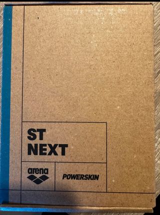 Bañador competición Fast junior Arena Powerskin