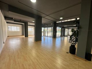 Local comercial en alquiler en Romareda en Zaragoza