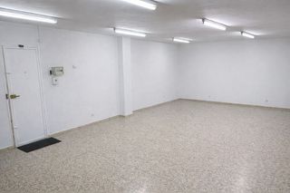 Local comercial en alquiler en El Candado - El Palo en Málaga