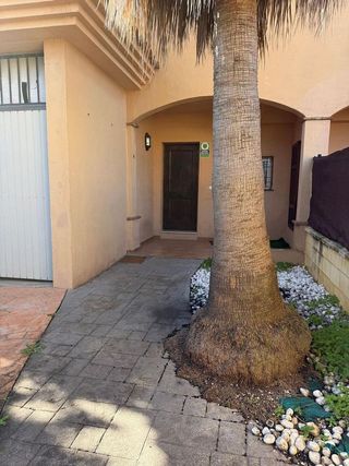 Casa pareada en alquiler en Calahonda en Mijas