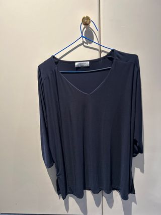 Camisa punto cuello pico azul talla L