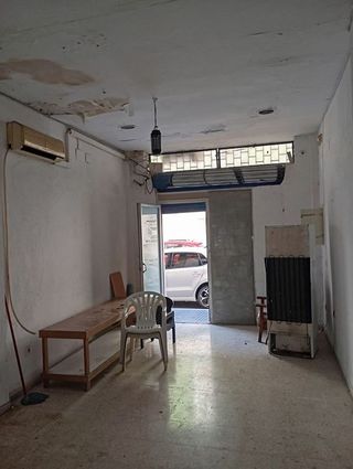 Local comercial en venta en Parque Ayala - Jardín de la Abadía - Huelín en Málaga