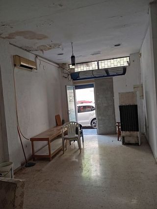 Local comercial en venta en Parque Ayala - Jardín de la Abadía - Huelín en Málaga