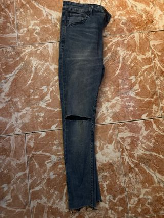 Pantalón Vaquero Pull&Bear Skinny Talla 40