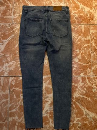 Pantalón Vaquero Pull&Bear Skinny Talla 40