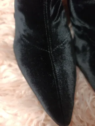 Botines terciopelo negro Zara Talla 38