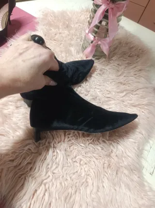 Botines terciopelo negro Zara Talla 38