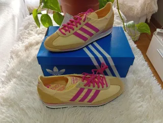 Zapatillas Adidas Beige y Rosa Talla 42