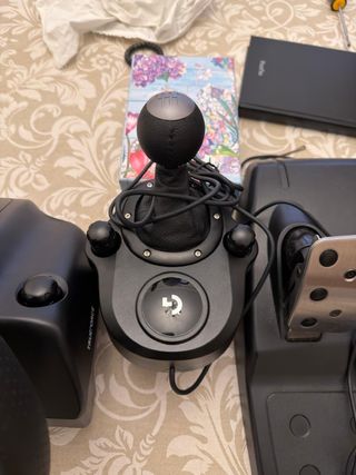 Volante Logitech G923 PC/XBOX + Pedales + Palanca