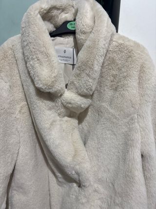 Abrigo Stradivarius Beige Talla S