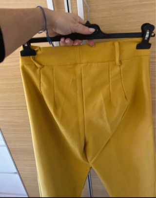 Pantalón Zara Amarillo Talla M
