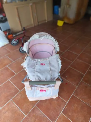 Sillita de bebé clásica