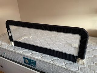 Barrera de seguridad para cama infantil