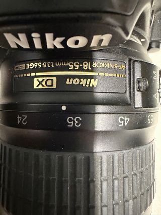 Cámara Réflex Nikon D3100 + Accesorios