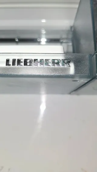 Nevera Liebherr 201cm