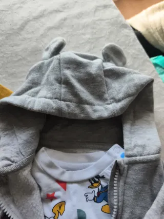 Body Mickey y chándal bebé