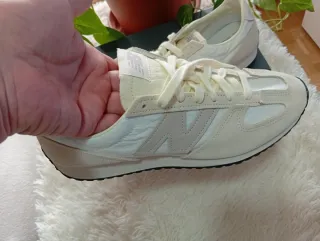 Zapatillas New Balance Talla 42 Beige/Blanco