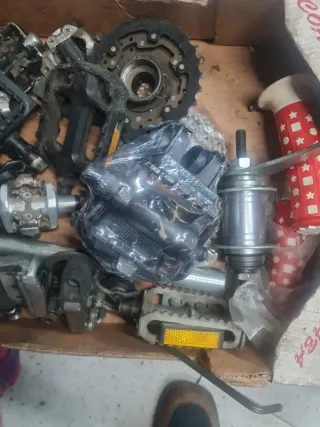 Pedales de bicicleta varios