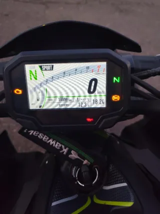 Kawasaki z900 para el A2