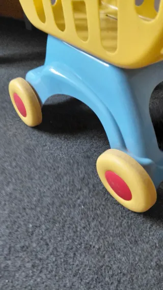 Carrito y cesta de supermercado de juguete