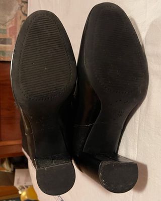 Stivali neri al ginocchio con tacco