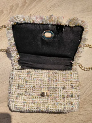 Bolso de fiesta tweed multicolor y cadena dorada