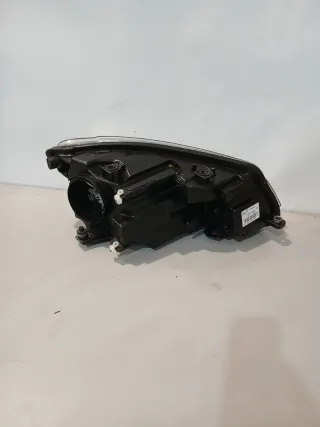 Faro Izquierdo Volkswagen Caddy 2012