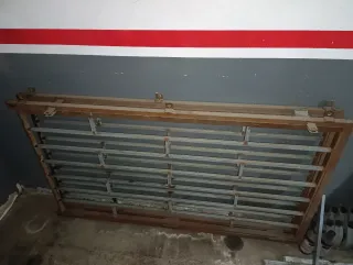 Puerta seguridad de hierro