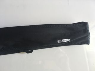 Riñonera deportiva ESR negra