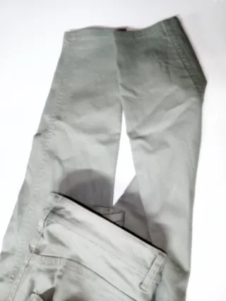 Pantalones grises talla 32