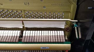 Piano Acústico Yamaha YUS-5