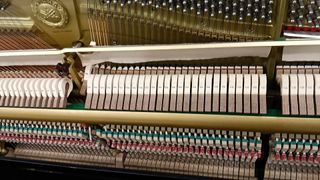 Piano Acústico Yamaha YUS-5